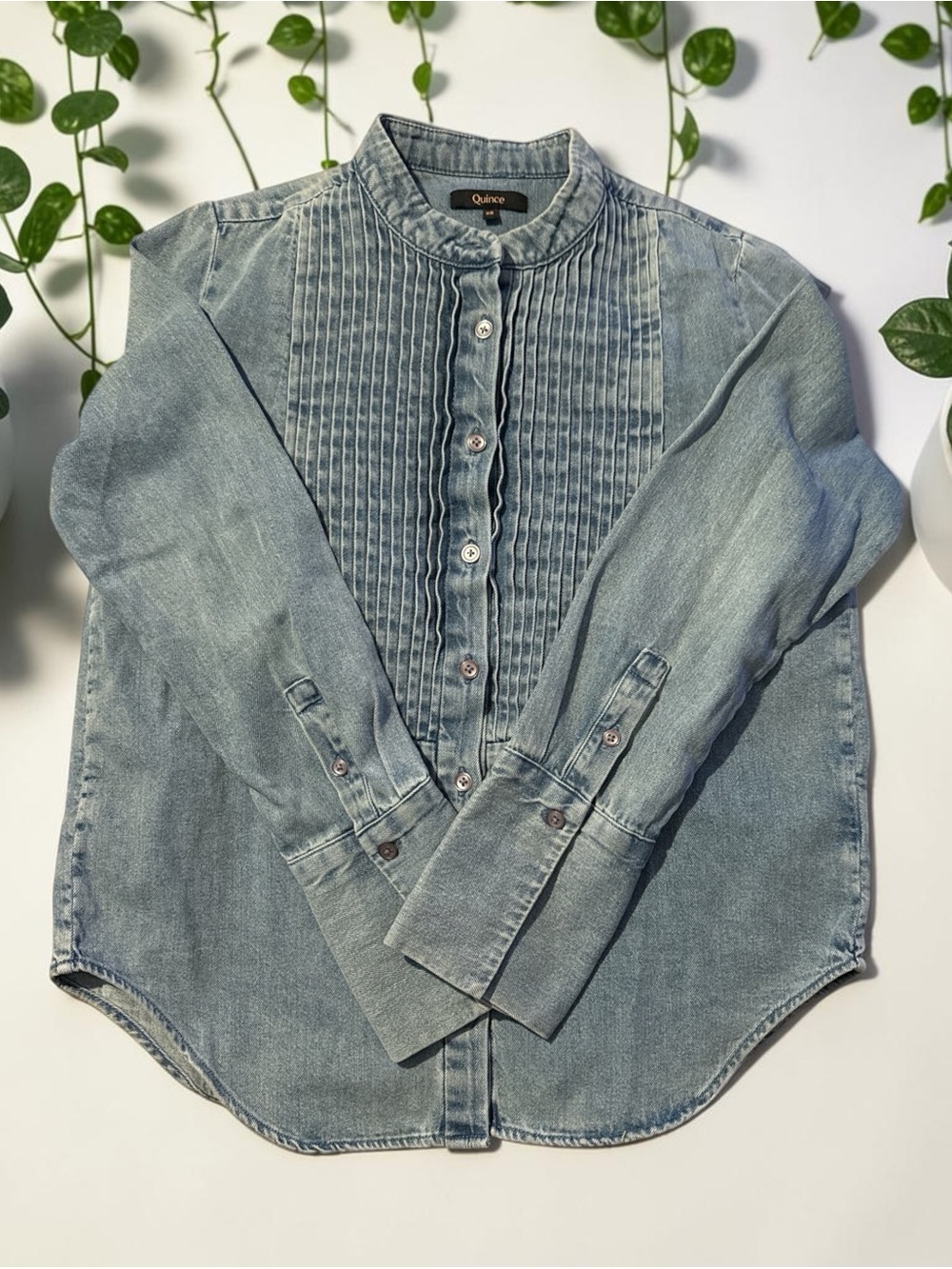 (Q7) Quince Distressed Blue Denim Tuxedo Shirt XS